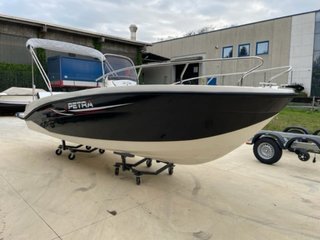 Trimarchi Petra con motor Selva 150 XSR