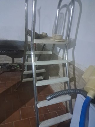 Piscina desmontable octogonal seminueva