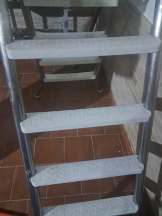 Piscina desmontable octogonal seminueva