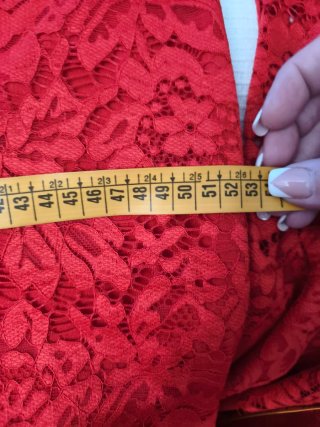Traje de flamenca rojo con volantes