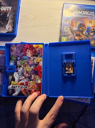 Pacchetto 7 Giochi PS Vita: COD, DBZ, Rayman SCOPRI LA DESCRIZIONE!