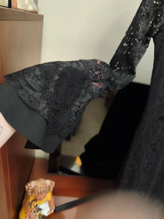Traje de flamenca negro encaje volantes