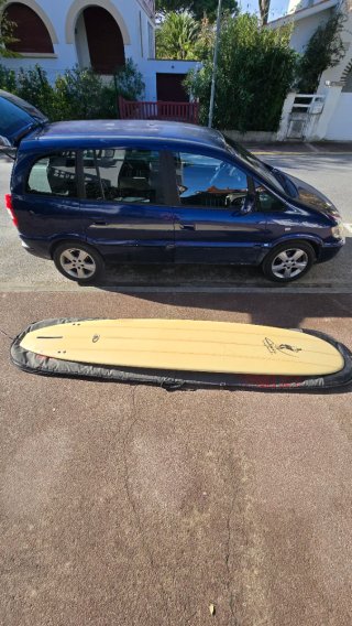 DELTON 10' CLASSIC NOSERIDER - TRIPLE STRINGER