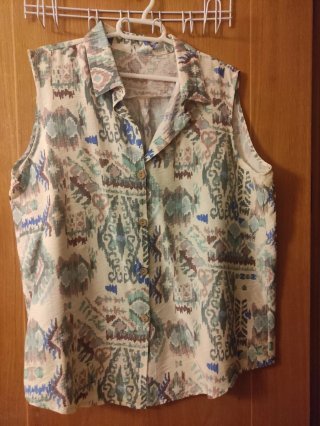 Blusa sin mangas estampada mujer