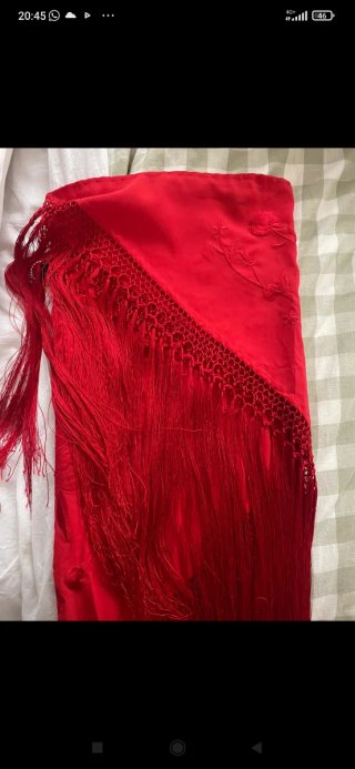 Mantoncillo Flamenca Bordado Rojo