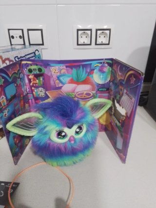 Furby Edición Galaxy Fosforescente