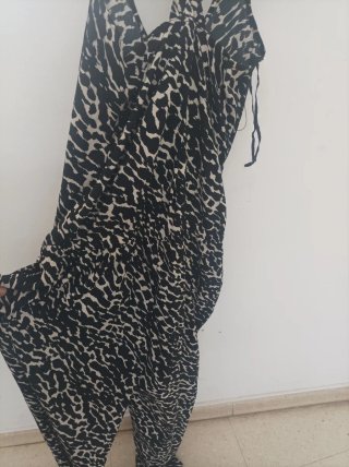 Lote Vestido Lunares y Mono Estampado Talla M