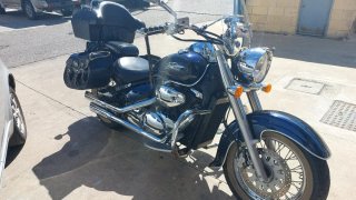 Suzuki Intruder C800 Cruiser Negra