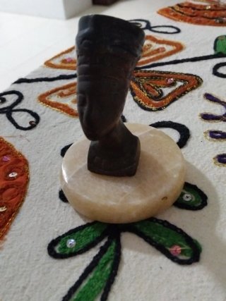 Busto Nefertiti Bronce