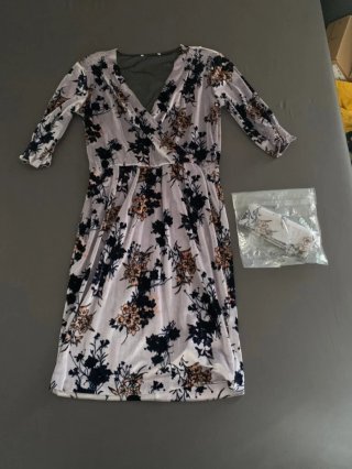 Vestito Portafoglio Floreale con Cintura - M