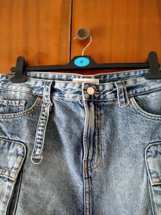Falda vaquera de Bershka