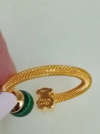 Anillo Tous Oro y Piedra Verde
