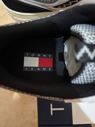 Scarpe Tommy Jeans Bianche e Nere