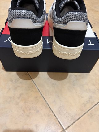 Scarpe Tommy Jeans Bianche e Nere