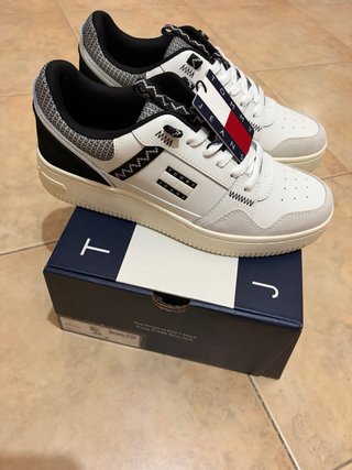 Scarpe Tommy Jeans Bianche e Nere