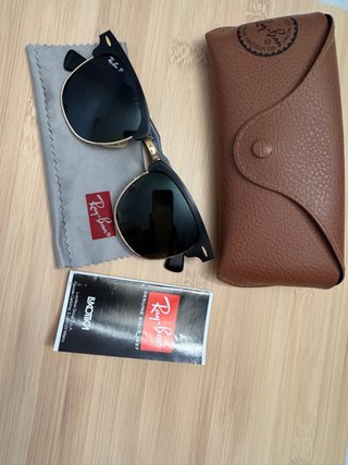 Ray-Ban Clubmaster Negro Dorado
