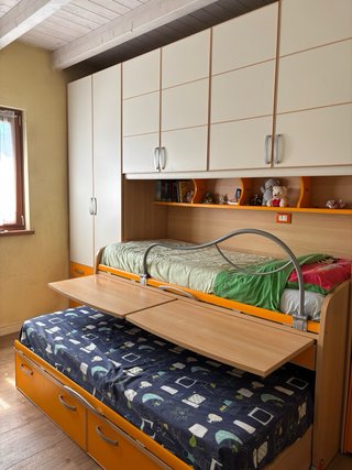 Cameretta a ponte con letto estraibile
