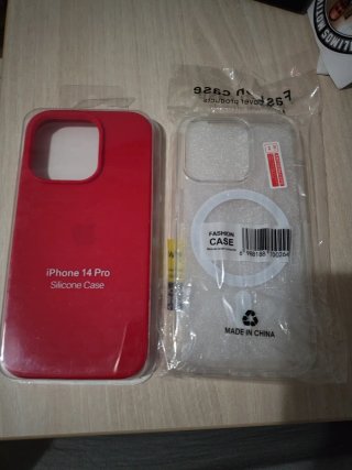 Fundas iPhone 14 Pro Rojas y Transparentes