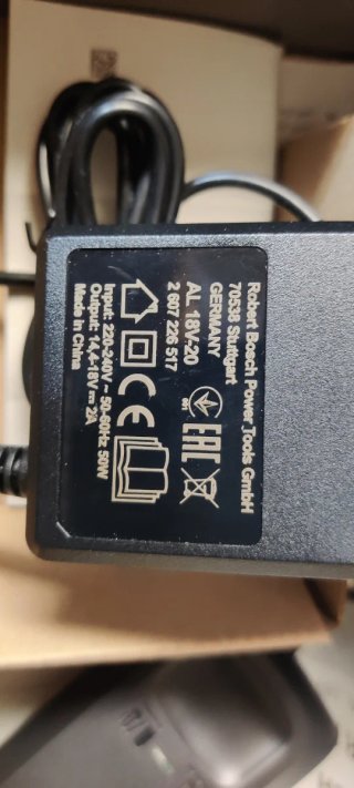 Cargador Bosch 18V Starter Set