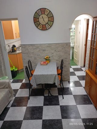 ALQUILO BONITO APARTAMENTO EN CÁDIZ.