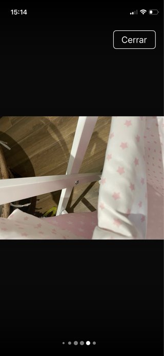 Mini cuna con estampado de lunares rosas
