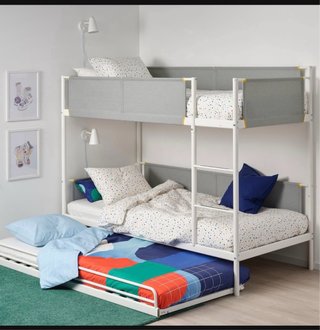Letto a castello bianco/grigio con letto aggiuntivo