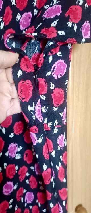 VESTIDO LARGO ESTAMPADO FLORAL. ZARA