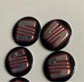 4 Logos Llave Seat