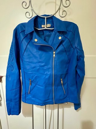 Cazadora polipiel azul