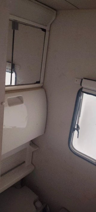 Vendo caravana sun roller 6 plazas, con avance