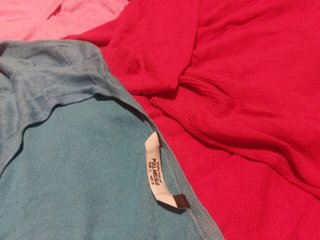 Lote 5 jerseys cuello pico