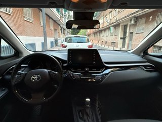 Toyota C-HR 2023