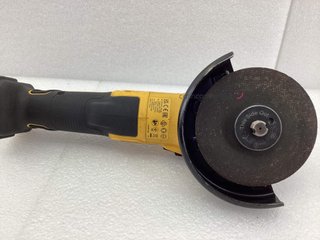 radial dewalt dcg405