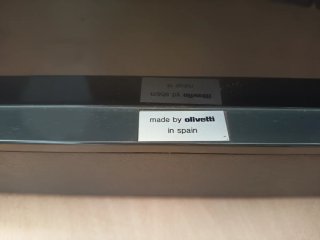 Máquina de escribir Olivetti Línea 98