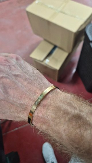 Pulsera tipo Bangle color Oro Rosa