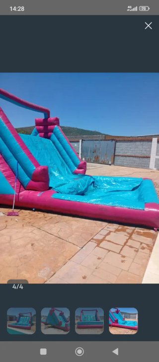 Colchoneta inflable con piscina