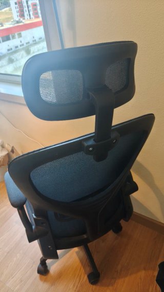 Silla ergonómica de oficina negra