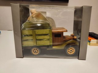 Licor Poire Williams Théo Preiss Camión Madera
