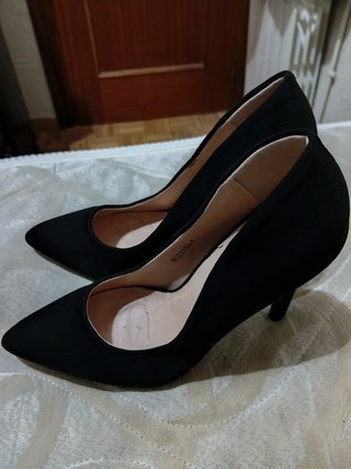 Zapatos de tacón alto negros