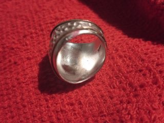 Anillo grande dorado y plateado