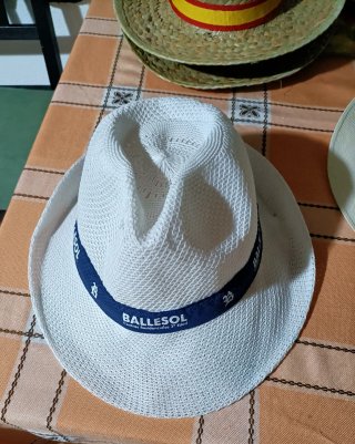 4 Sombreros Adulto Beige/Multicolor