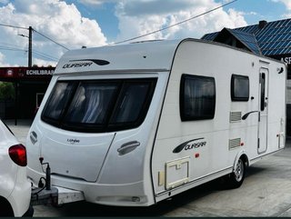 Caravana 5 personas, en perfecto estado