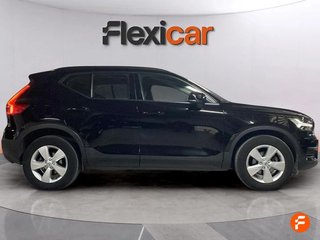 Volvo XC40 1.5 T2 Momentum