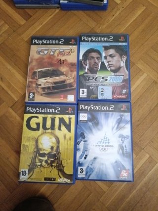 4 Juegos PlayStation 2: GT, PES 2008, Gun, Torino