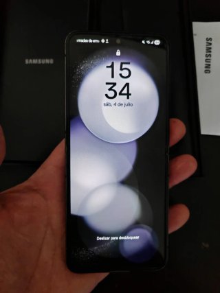 Samsung Galaxy Z Flip5 5G Amarillo