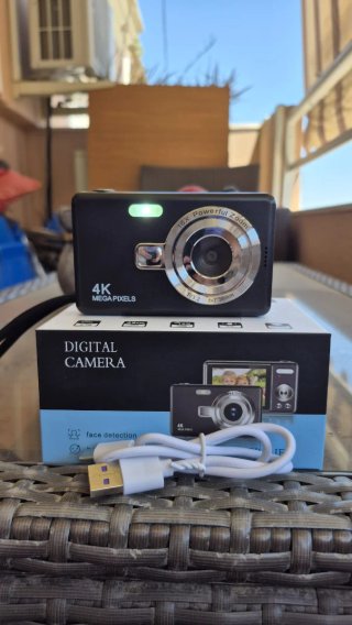 Cámara Digital 4K 16X Zoom + Cable USB + Correa