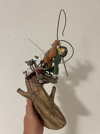 Figura Levi Ackermann Ataque a los Titanes