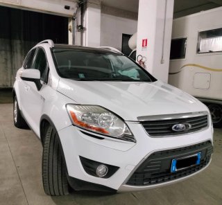 4x4 Ford Kuga SUV TAGLIANDONE !!! Auto 4X4 SUV