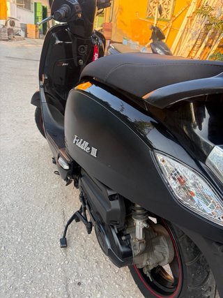 SYM Fiddle 50 Scooter 4 tiempos, año 2019, i
