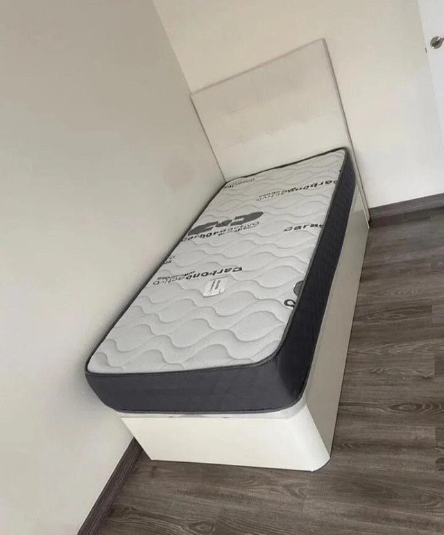 Cama 90x190 + Colchón